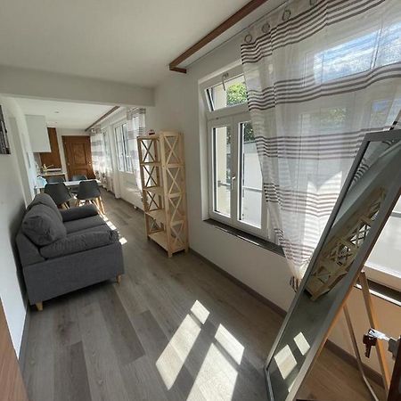 Moderne Einzigartige Wohnung In Altdorf Eksteriør bilde